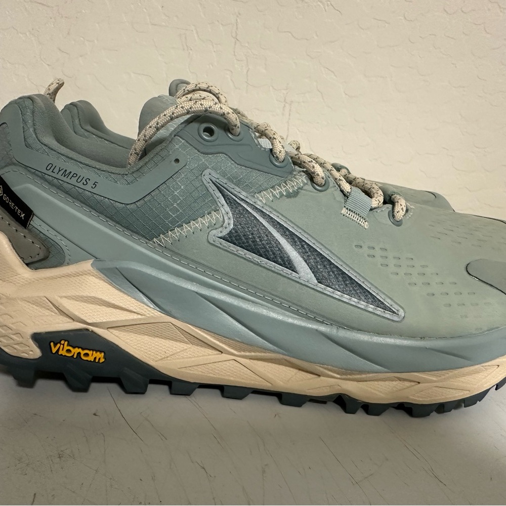 Altra Olympus 5 Hike Low GTX Shoes